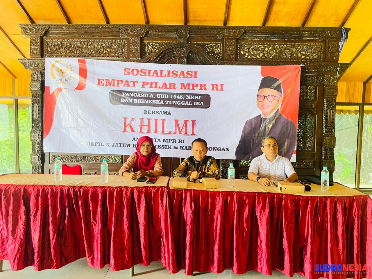 Didepan para pelaku UMKM Gresik. Anggota DPR RI Dapil Lamongan-Gresik Sampaikan Pentingnya Pendidikan 4 Pilar.